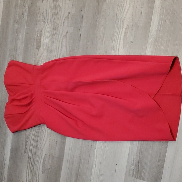 Strapless dress - Picture 2 of 5